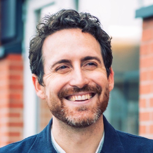 Headshot image of Kris Carta
